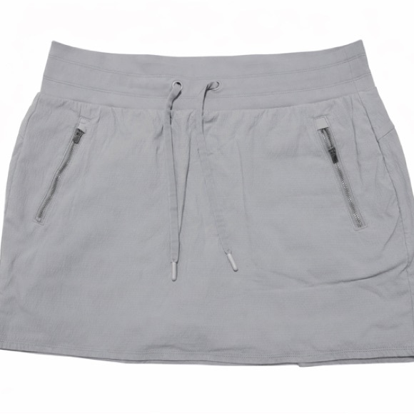 Athleta Dresses & Skirts - Athleta Light Gray Drawstring Skort